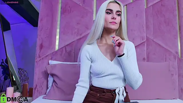 SelenaDaze online show from November 25, 5:07 am