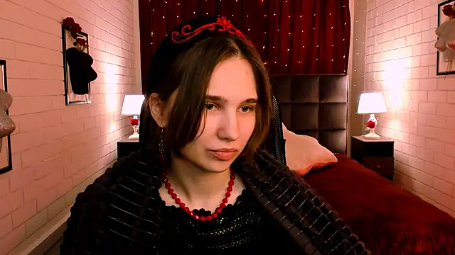 TessaMill online show from November 19, 5:51 am