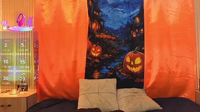 Snapshot of kiarazafira chatting on October 8, 10:13 am kiarazafira online show from October 8, 10:13 am