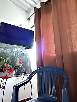 Snapshot of Hiroshi_Shen chatting on October 18, 11:55 am Hiroshi Shen online show from October 18, 11:55 am