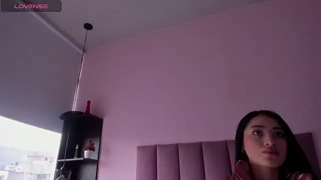 violet myerrs online show from October 8, 12:36 pm