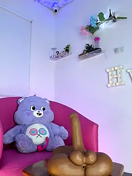 Helen Vidall online show from October 6, 3:48 am