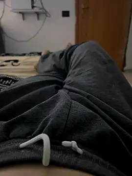 Snapshot of Eris_ chatting on September 16, 9:27 pm Eris online show from September 16, 9:27 pm