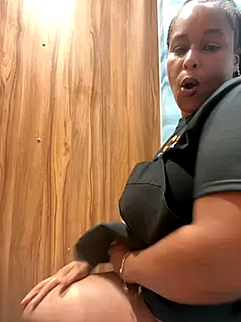 Snapshot of yummy0322 chatting on September 10, 12:49 pm yummy0322 online show from September 10, 12:49 pm