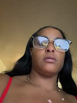 Snapshot of yummy0322 chatting on November 5, 4:01 am yummy0322 online show from November 5, 4:01 am