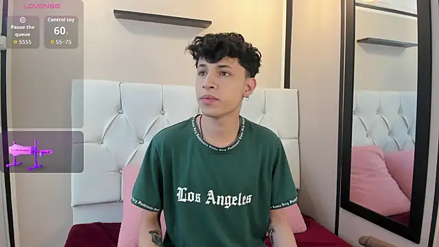 Axel  Evans online show from September 10, 1:11 pm