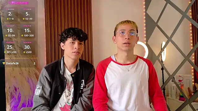 Axel  Evans online show from November 5, 1:11 pm