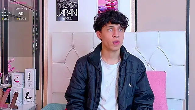 Axel  Evans online show from November 13, 11:53 am