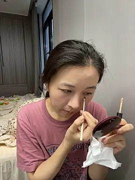 Snapshot of haiyan125216 chatting on September 17, 9:11 am haiyan125216 online show from September 17, 9:11 am