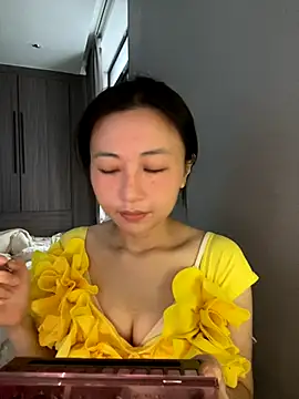 Snapshot of haiyan125216 chatting on December 3, 7:38 am haiyan125216 online show from December 3, 7:38 am