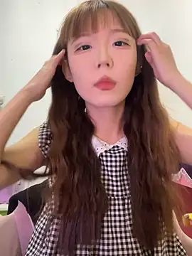 D-033 online show from October 5, 2:26 pm