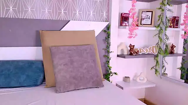 Celine Lee online show from October 13, 5:35 pm