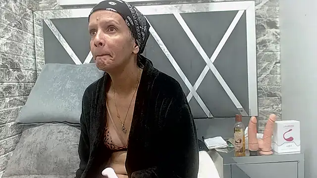 YanetRose online show from September 22, 3:19 am