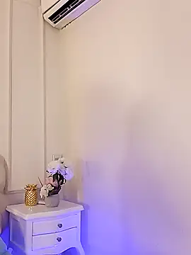 Snapshot of Kaylachannell chatting on November 11, 3:50 am Kaylachannell online show from November 11, 3:50 am