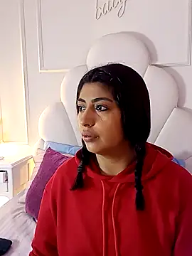 Snapshot of Kaylachannell chatting on November 17, 3:34 am Kaylachannell online show from November 17, 3:34 am