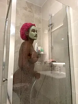 Snapshot of Lexiluv1 chatting on September 23, 1:25 pm Lexiluv1 online show from September 23, 1:25 pm