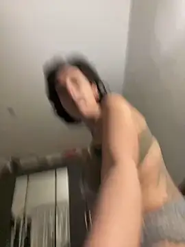 Snapshot of Piggiteablacktea chatting on November 14, 11:24 pm Piggiteablacktea online show from November 14, 11:24 pm