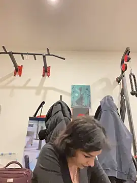 Snapshot of Piggiteablacktea chatting on November 19, 9:15 pm Piggiteablacktea online show from November 19, 9:15 pm