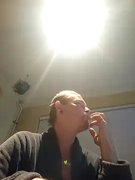 piercingpik online show from September 25, 9:29 pm