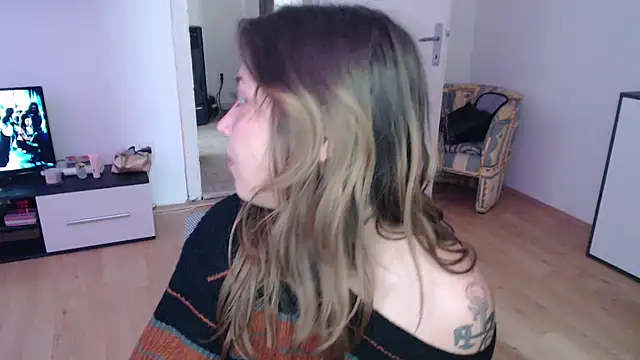 Aliens4twenty online show from November 2, 9:55 am