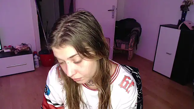 Aliens4twenty online show from November 7, 10:10 pm