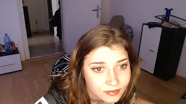 Aliens4twenty online show from November 25, 8:03 am