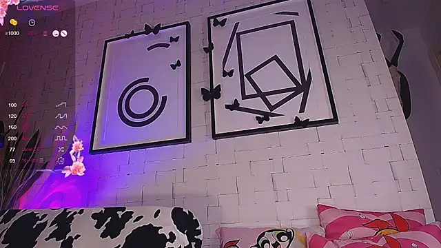 Snapshot of nikkichu chatting on September 14, 5:28 am nikkichu online show from September 14, 5:28 am