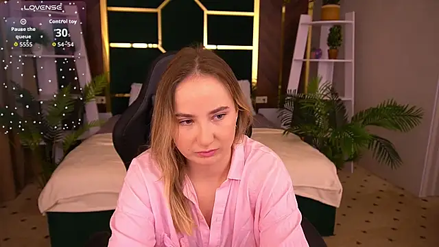 SofieBloom online show from November 10, 11:48 pm