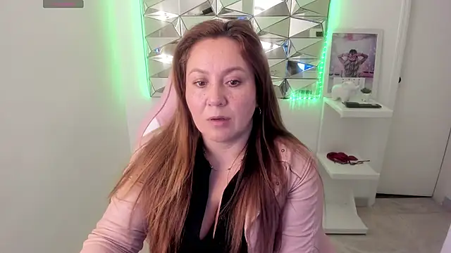 camixxx m online show from October 15, 1:00 pm