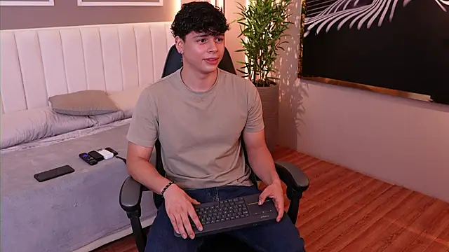 Ethan occonor online show from October 24, 12:41 am