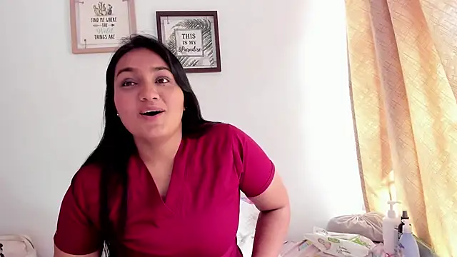 selena jhonson online show from October 18, 3:35 pm