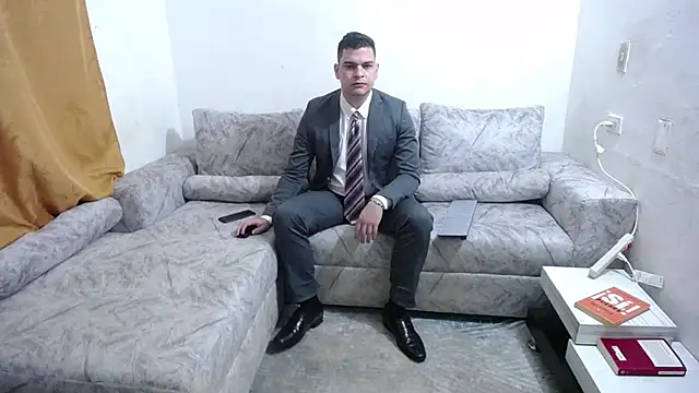 Victor Maitland online show from September 16, 3:40 am