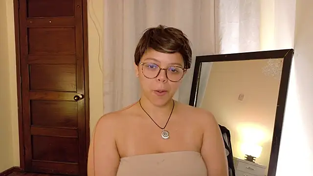 Amanda sweet online show from March 22, 6:14 pm