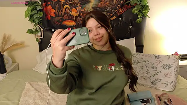 Amanda sweet online show from October 11, 1:09 pm