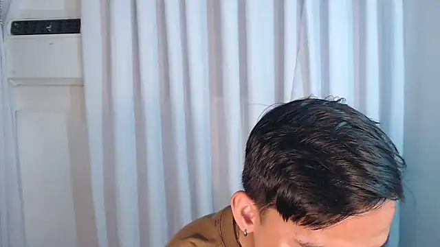 asian dai online show from November 26, 5:52 am