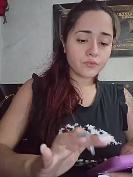 candy  fox  online show from October 11, 12:58 pm