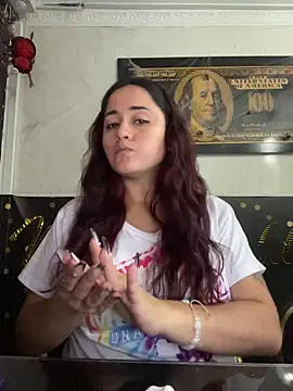 candy  fox  online show from October 23, 12:37 pm