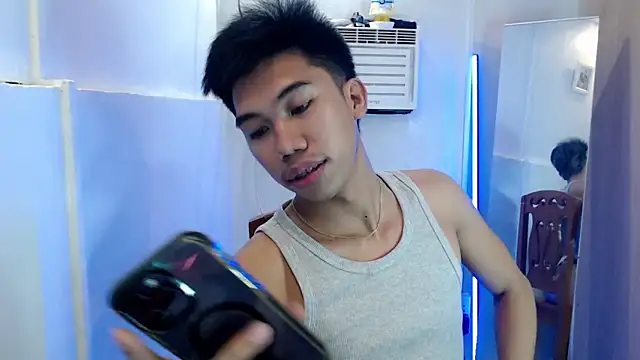 Ur pinoyhotbrix online show from September 22, 6:43 pm