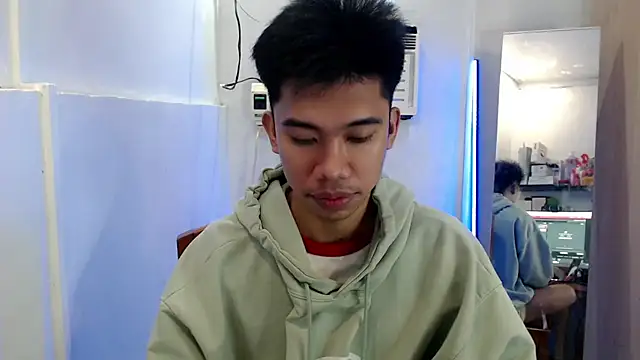 Ur pinoyhotbrix online show from September 23, 10:13 pm