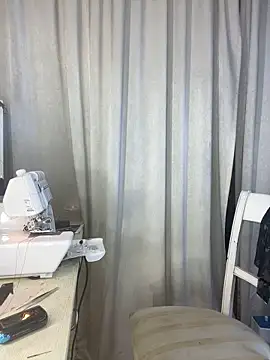 RosieBlossom online show from October 29, 4:09 pm