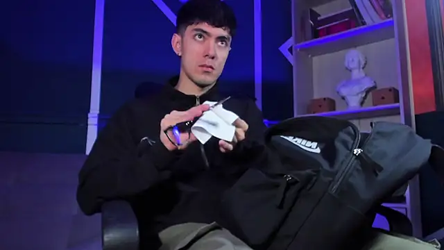 etham wolf  online show from September 12, 12:27 pm