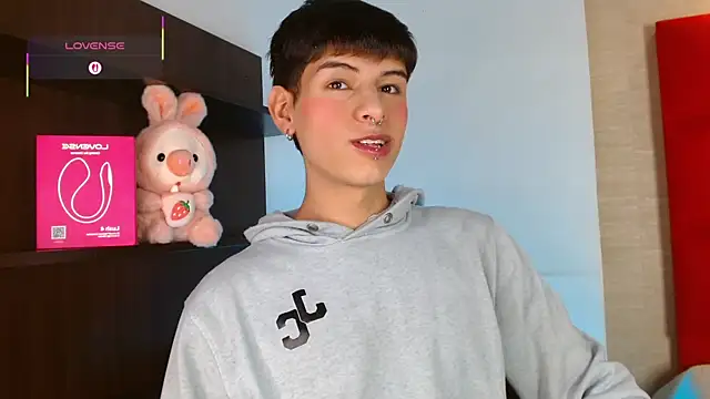 Ezra Storm online show from November 14, 5:17 am