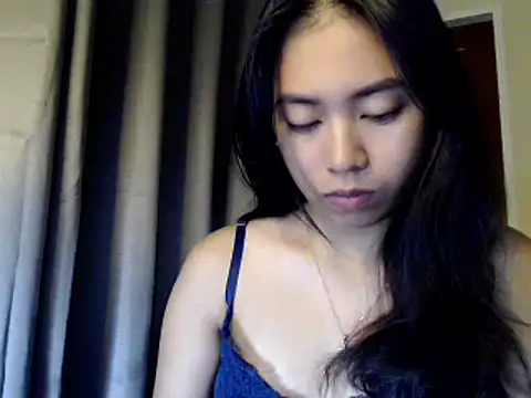 candycrushyyy online show from September 9, 6:40 pm