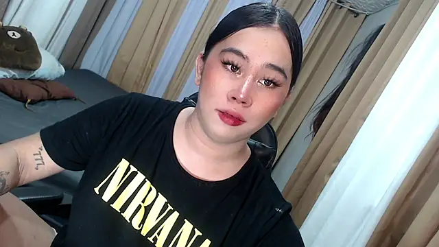 stacykush online show from October 5, 8:34 am