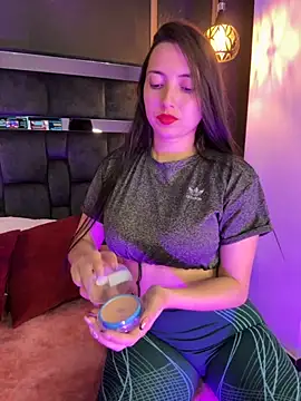 AndieJones  online show from November 21, 12:37 pm