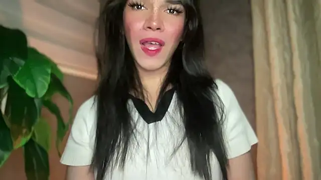 Snapshot of Misselliefayexxx chatting on September 14, 9:36 pm Misselliefayexxx online show from September 14, 9:36 pm