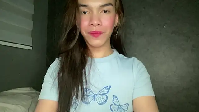 Snapshot of Misselliefayexxx chatting on October 10, 7:35 pm Misselliefayexxx online show from October 10, 7:35 pm