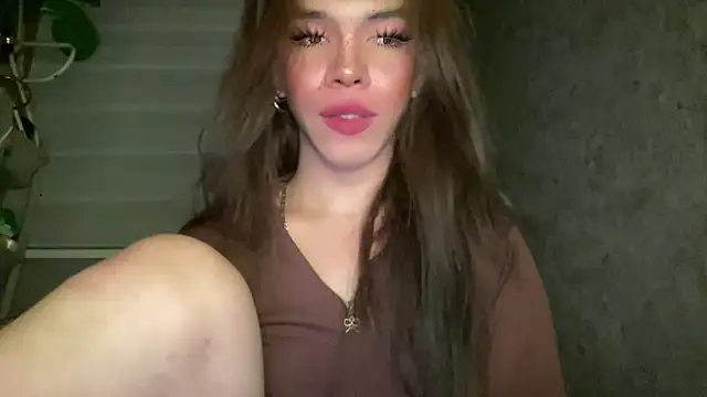 Snapshot of Misselliefayexxx chatting on November 26, 10:05 am Misselliefayexxx online show from November 26, 10:05 am