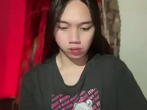 kat mire online show from November 24, 8:52 pm