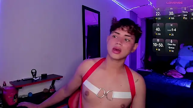 Snapshot of Jostin18 chatting on September 14, 2:27 pm Jostin18 online show from September 14, 2:27 pm